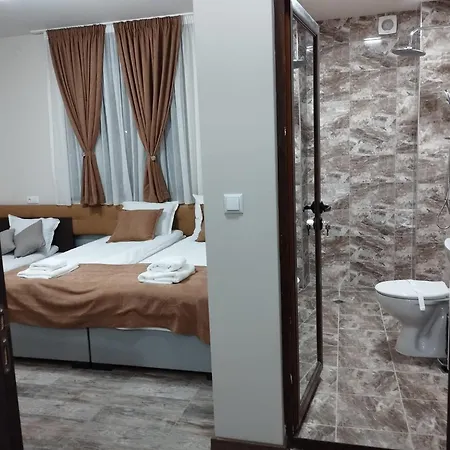 Къща за гости странската изба *