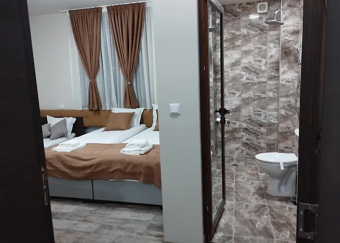 Къща за гости странската изба *